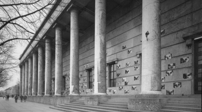 Christian Boltanski, Résistance, Installation Haus der Kunst, 1993/94 © VG Bild-Kunst, Bonn, 2015, Foto Wilfried Petzi