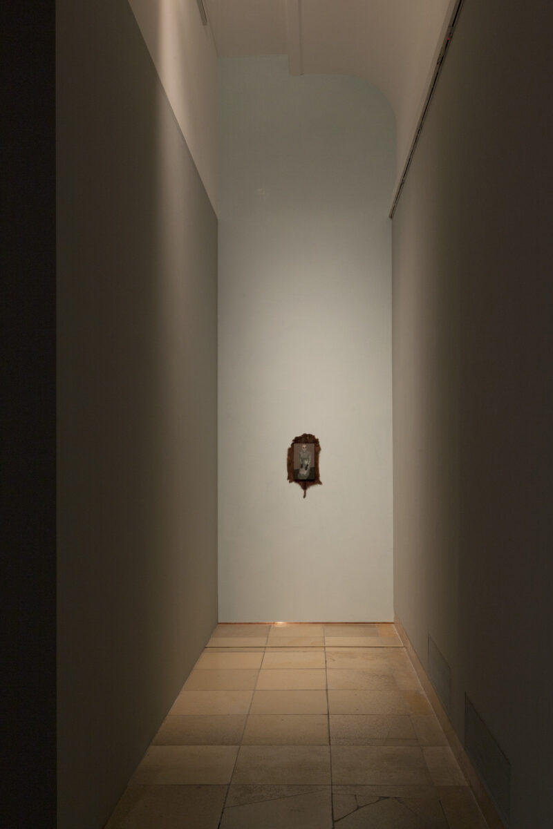Victor Man: installation view Haus der Kunst, 2014, photo: Wilfried Petzi
