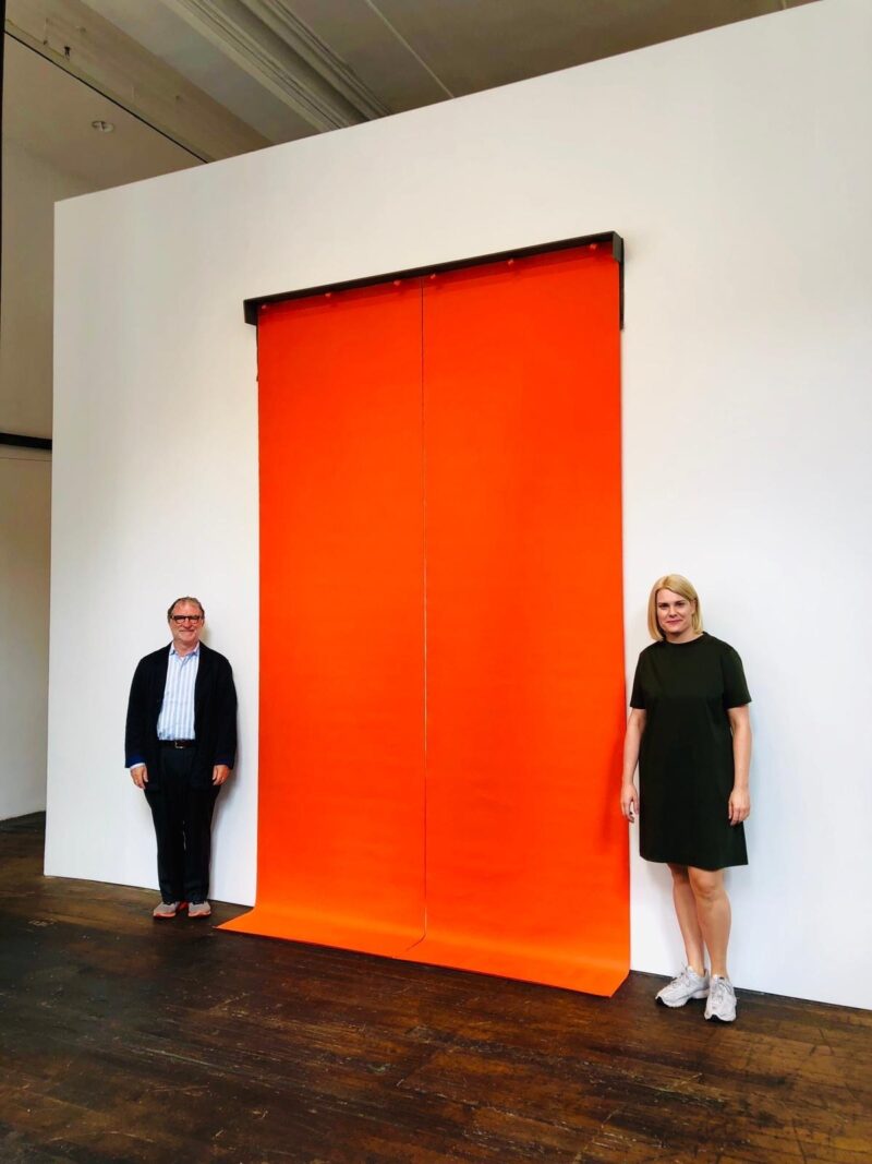 Jana Baumann and Peter Freeman in front of Franz Erhard Walther, Das Neue Alphabet, Form T, 1994, Peter Freeman Inc New York and Galerie Jocelyn Wolff