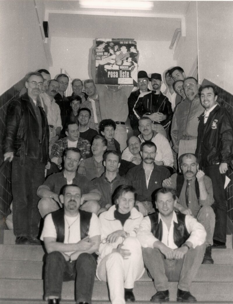 Thomas Niederbühl (vorne rechts) bei der Gründung von Rosa Liste, 1989. © Guido Vael
