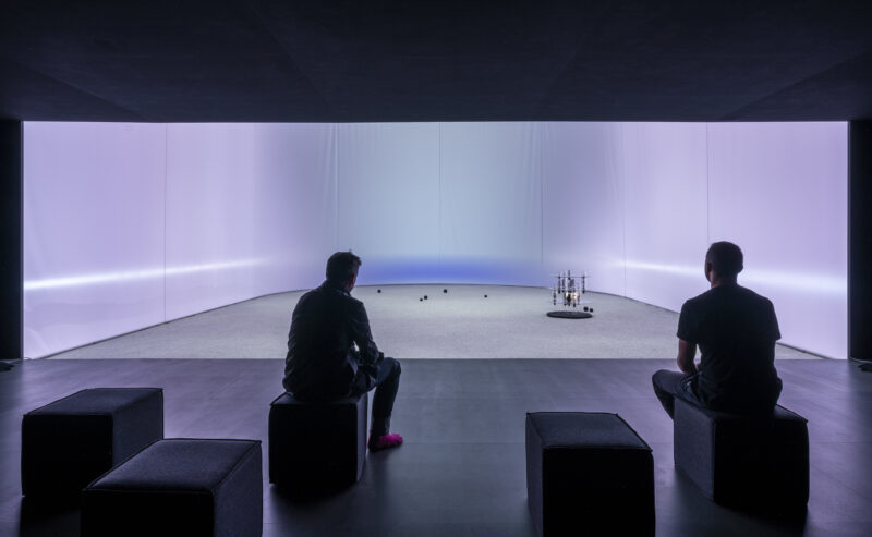 Carsten Nicolai, “transmitter / receiver – the machine and the gardener”, 2022, Installation view Haus der Kunst, Photo Max Geuter