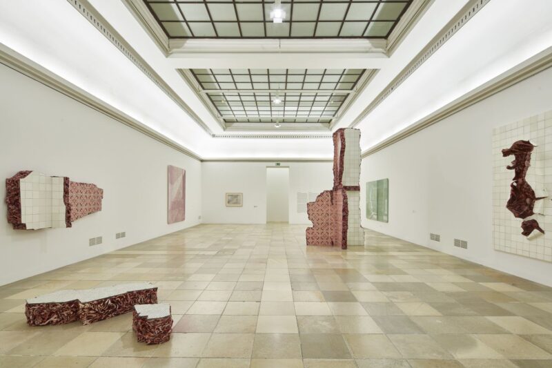 Adriana Varejão, Ausstellungsansicht, Innenleben (2020), Haus der Kunst, Foto: Connolly Weber