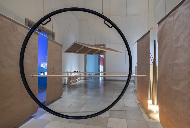 Joan Jonas, “Stage Sets”, Installation view, Haus der Kunst, 2022. VG Bild-Kunst, Bonn 2022. Photo: Maximilian Geuter