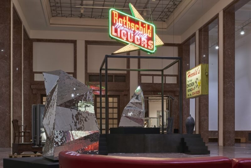 Theaster Gates. Black Chapel, Installation view, Haus der Kunst, Photography: Jens Weber