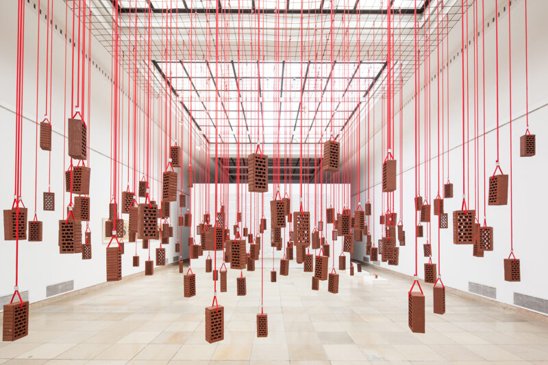Kendell Geers, 1988 — 2012, Installationsansicht, Haus der Kunst, 2013, Foto Maximilian Geuter