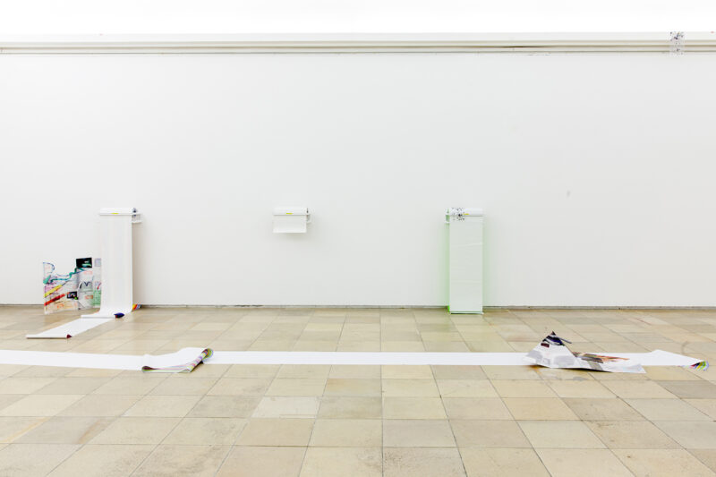 Sara MacKillop: Installationsansicht Haus der Kunst, 2016 Foto: Maximilian Geuter