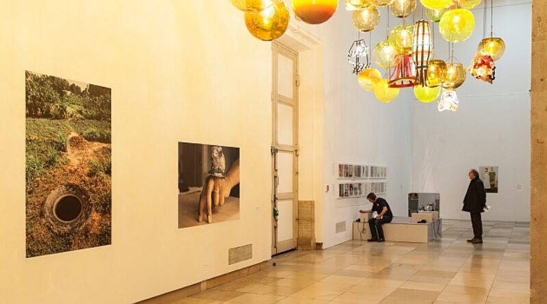 Eine Geschichte: Zeitgenössische Kunst aus dem Centre Pompidou, Installationsansicht, Haus der Kunst, 2016, Foto Maximilian Geuter