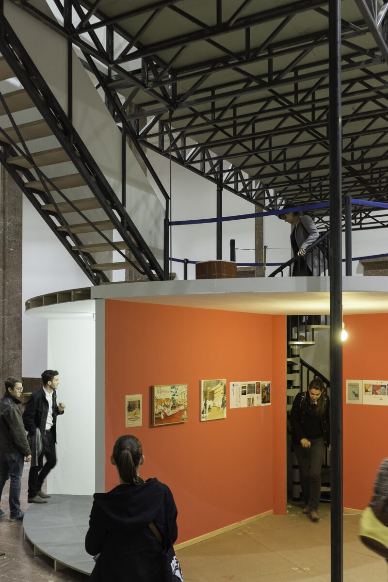 Manfred Pernice, Tutti IV, installation view, Haus der Kunst, 2013, photo Jörg Koopmann