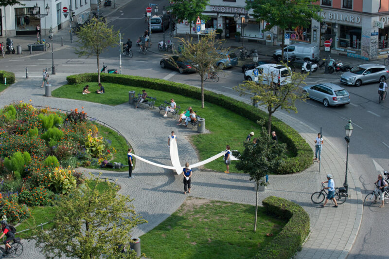 Aktivierung aus Erster Werksatz, 1963-1969, Franz Erhard Walther. Shifting Perspectives, München  2020, Foto: Julia Krüger © VG Bild-Kunst, Bonn 2020