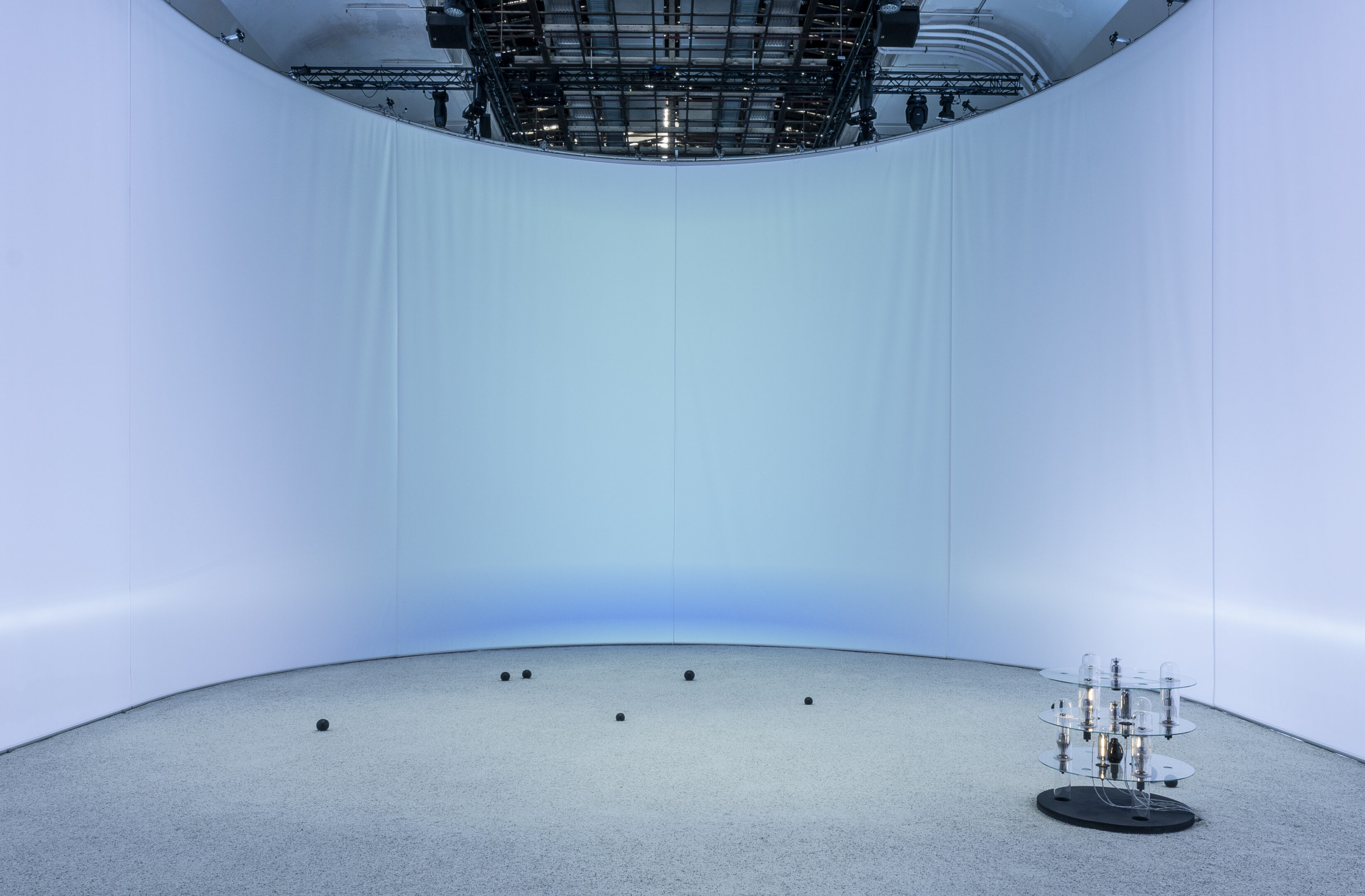 Carsten Nicolai「Autopilot」 Carsten Nicolai. transmitter / receiver – the… | Haus der Kunst Munich