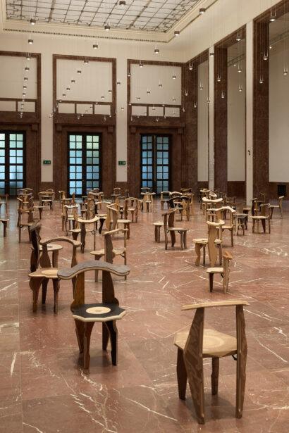 HDK Martino Gamper Ausstellung Mittelhalle Pressebild Judith Buss IMG 9604