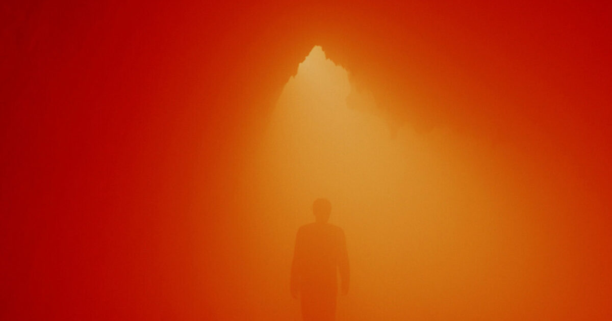 Film installation | Carlos Casas. KRAKATOA